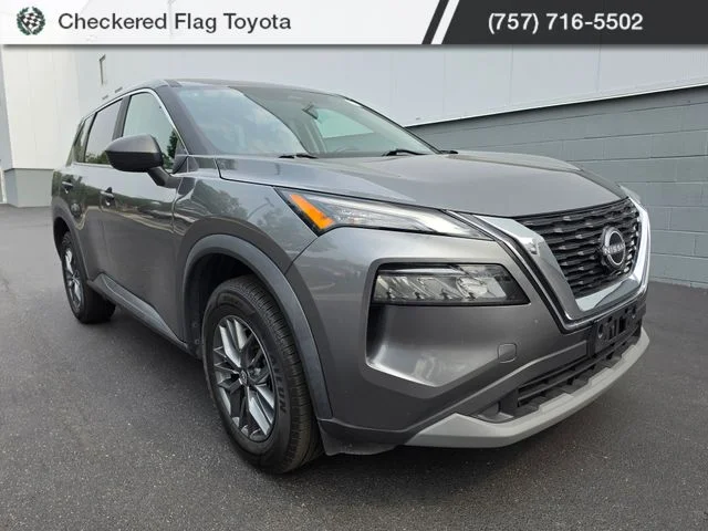 Used 2023 Gun Metallic Nissan S image 11