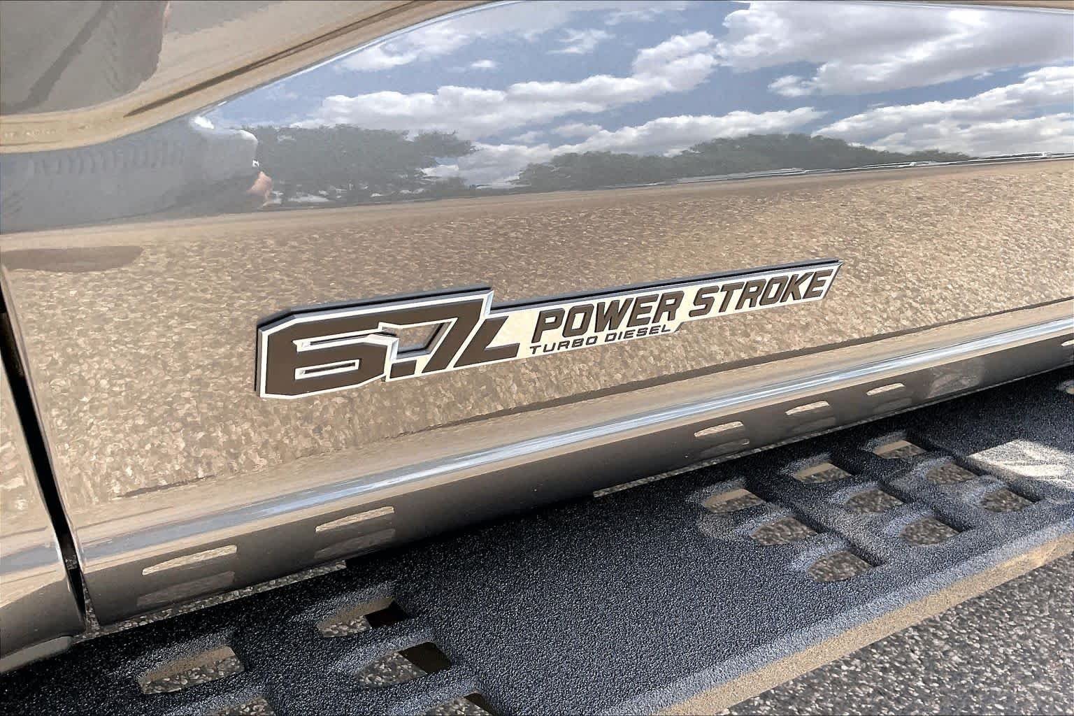 New 2026 Carbonized Gray Metallic Ford F-250® Lariat® image 15