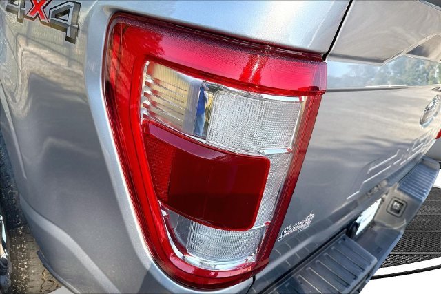 Used 2023 Silver Ford Lariat image 25