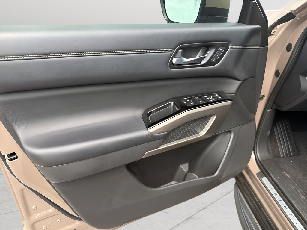 Certified Used 2023 Beige Nissan Platinum image 15