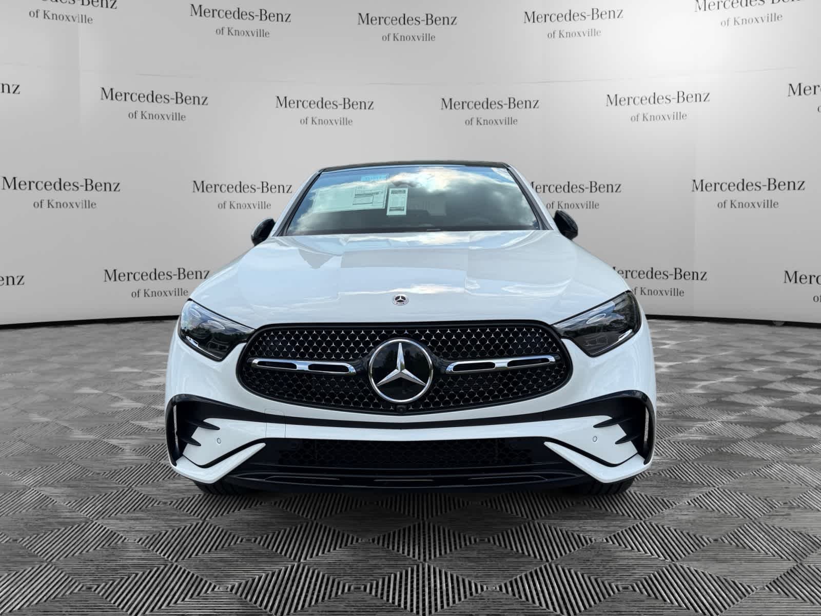 New 2027 Polar White Mercedes-Benz GLC 300 image 8