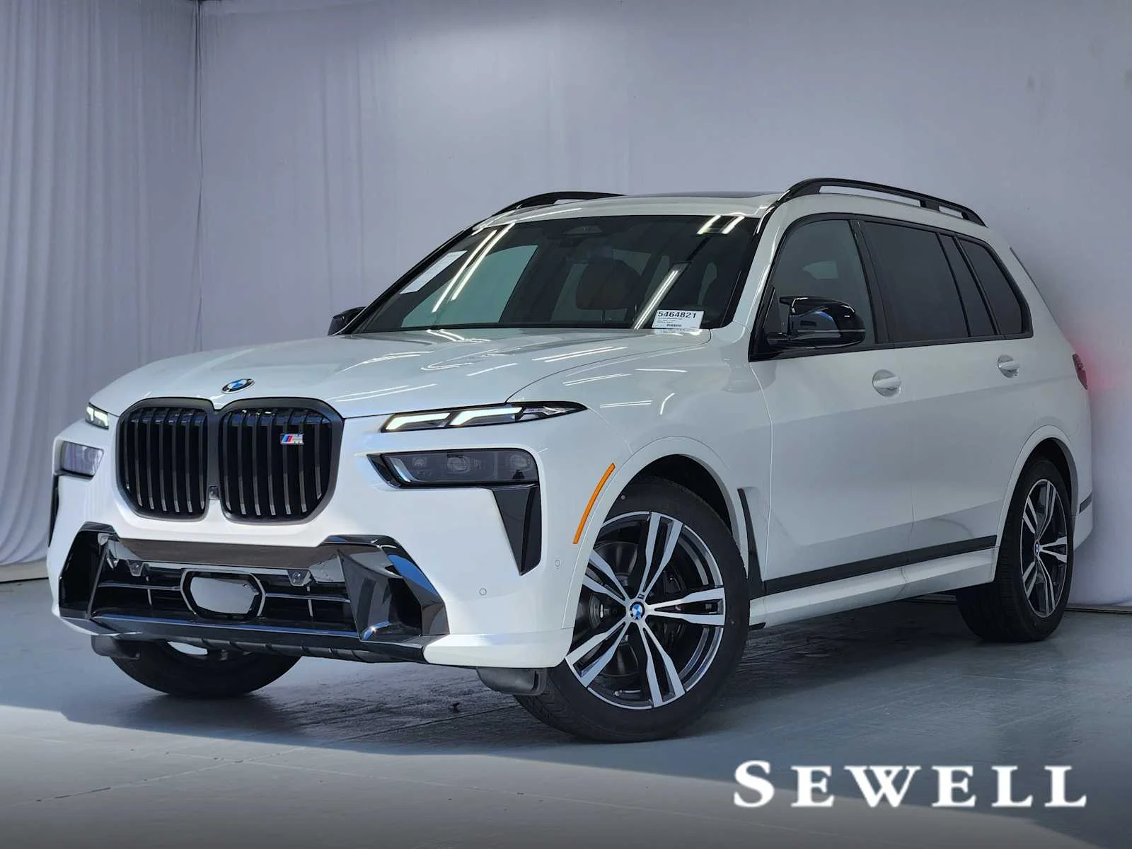 2027 BMW X7