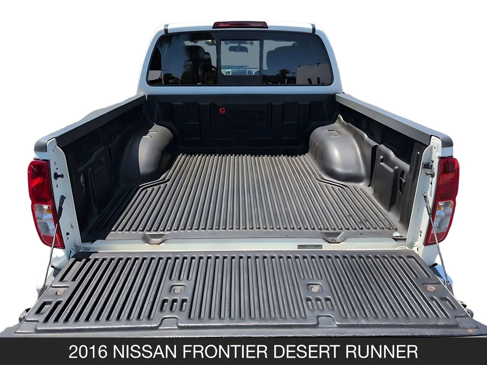 Used 2016 Glacier White Nissan Desert Runner image 25