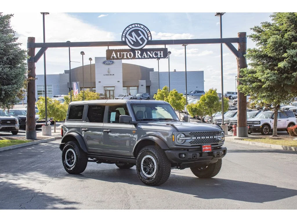 2026 Ford Bronco Badlands 4x4's photo
