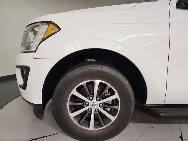 Used 2018 Oxford White Ford XLT image 11
