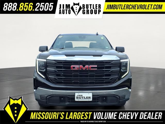 Used 2024 Onyx Black GMC Pro image 23