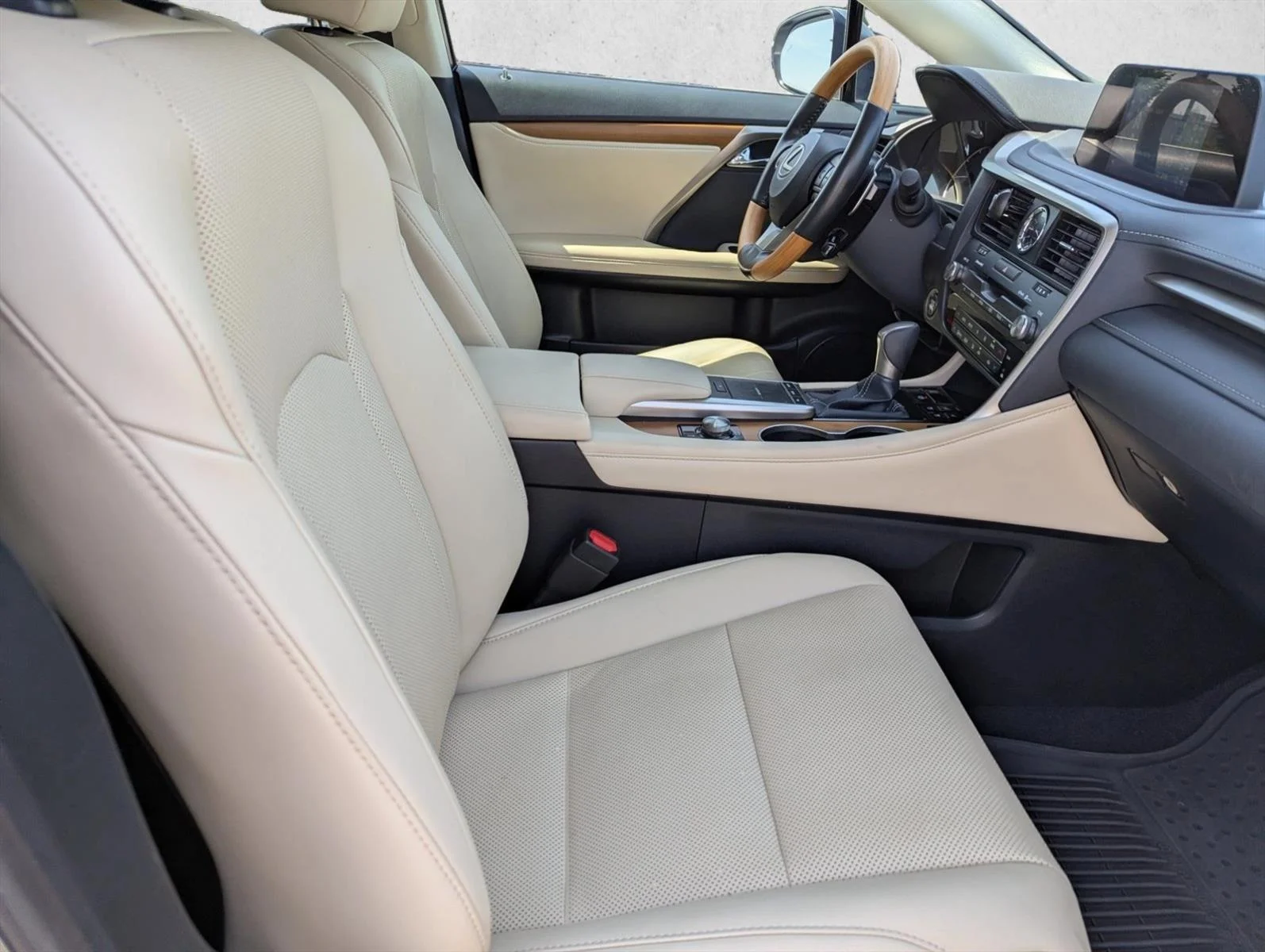 Used 2022 Atomic Silver Lexus RX 350 image 28