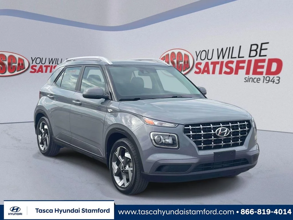 Used 2022 Gray Hyundai SEL image 1