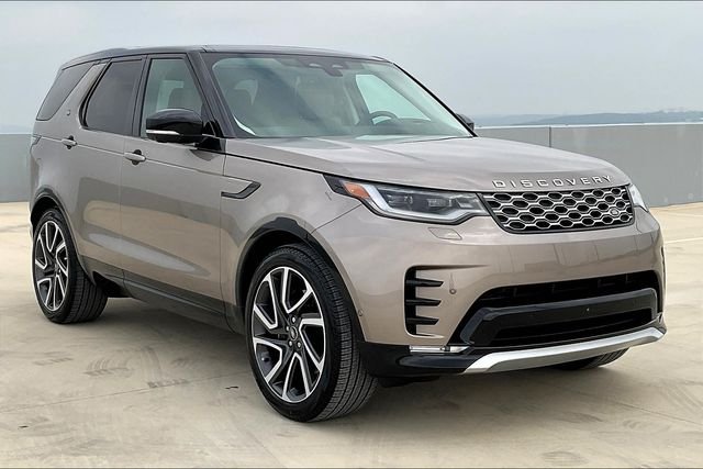 Certified Used 2025 Brown Land Rover Metropolitan Edition image 2