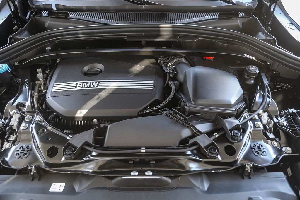 New 2026 Black Sapphire Metallic BMW xDrive28i image 22