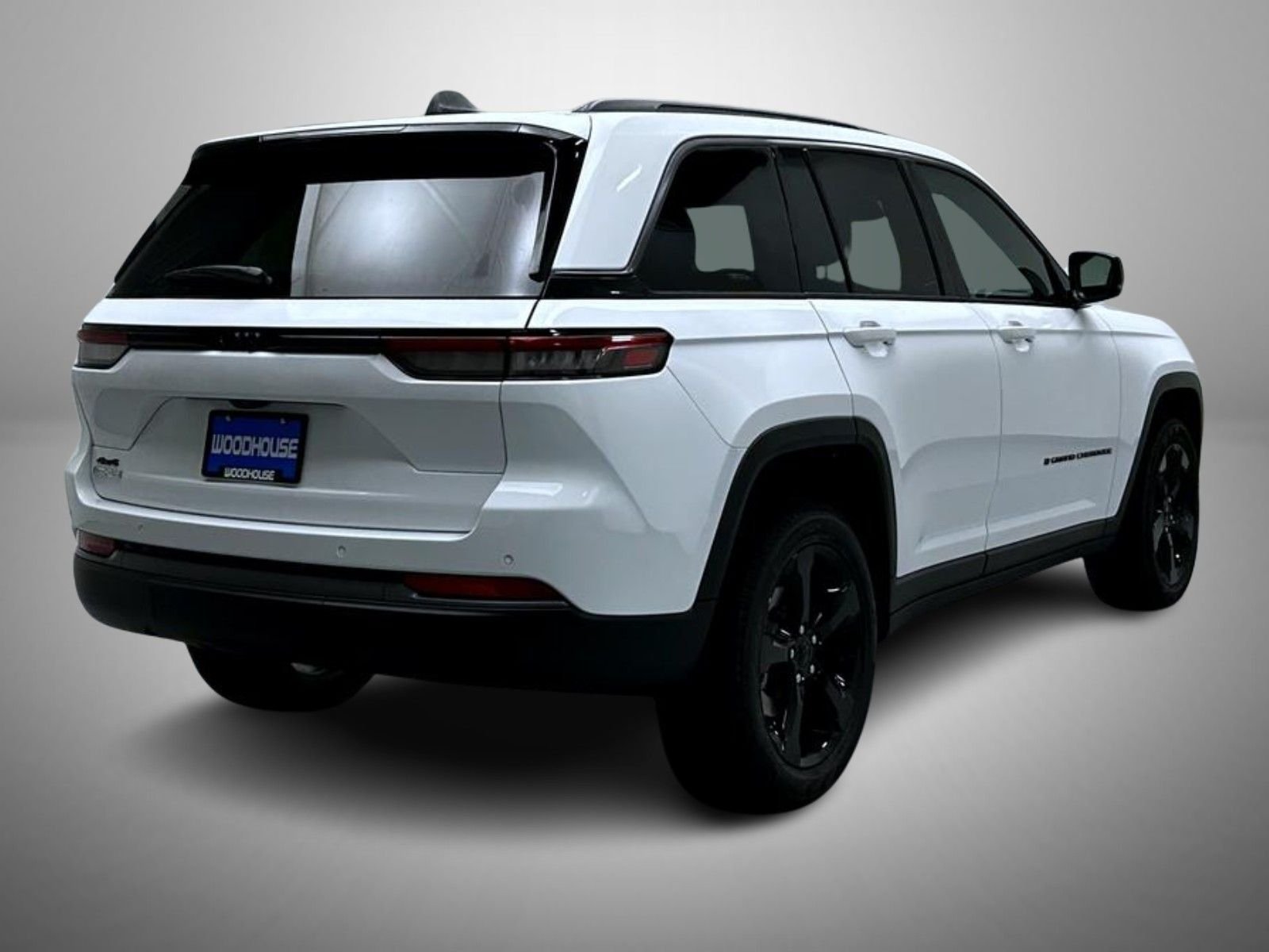 New 2026 Bright White Clear-Coat Exterior Paint Jeep Limited image 5
