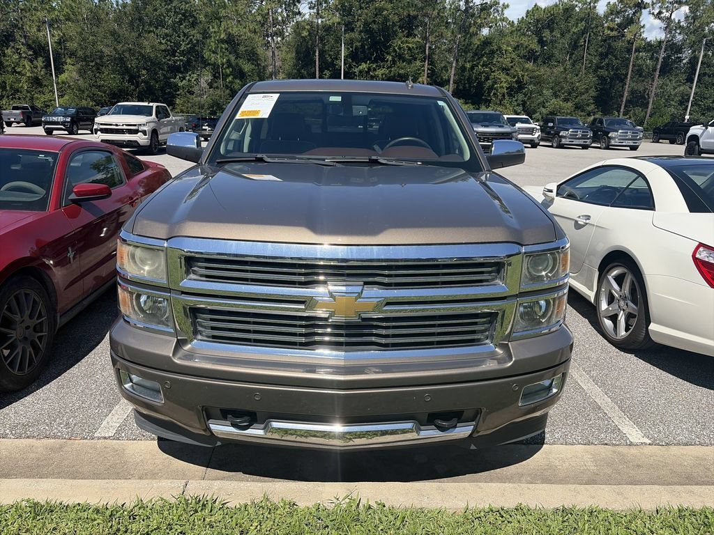 Used 2014 BROWNSTONE METALLIC Chevrolet High Country image 3