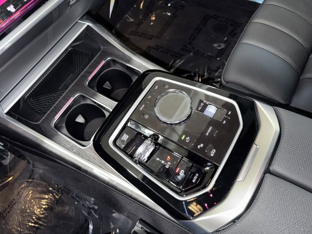 New 2026 Black Sapphire Metallic BMW 760i xDrive image 21