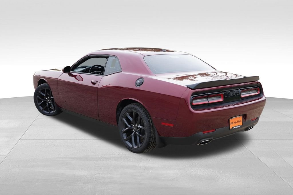 Used 2022 Red Dodge SXT image 7