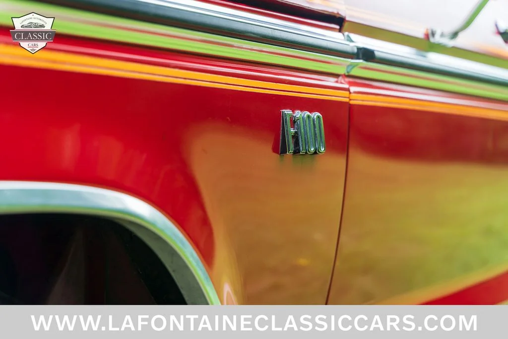 Used 1975 Red Ford  image 41