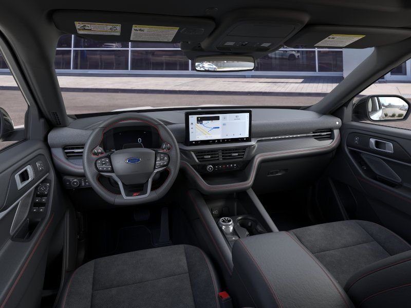 2026 Ford Explorer ST - Photo 9