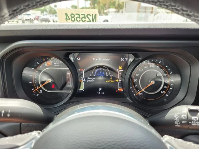 2025 Jeep Wrangler 4-Door Sahara - Photo 23