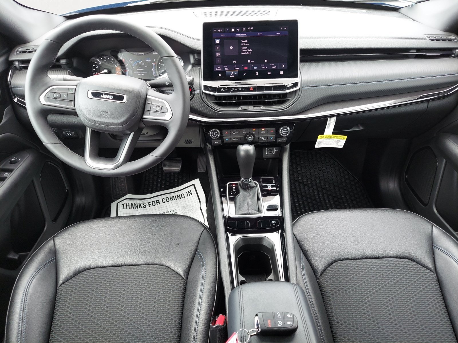 New 2026 Hydro Blue Pearlcoat Jeep Latitude Altitude image 3