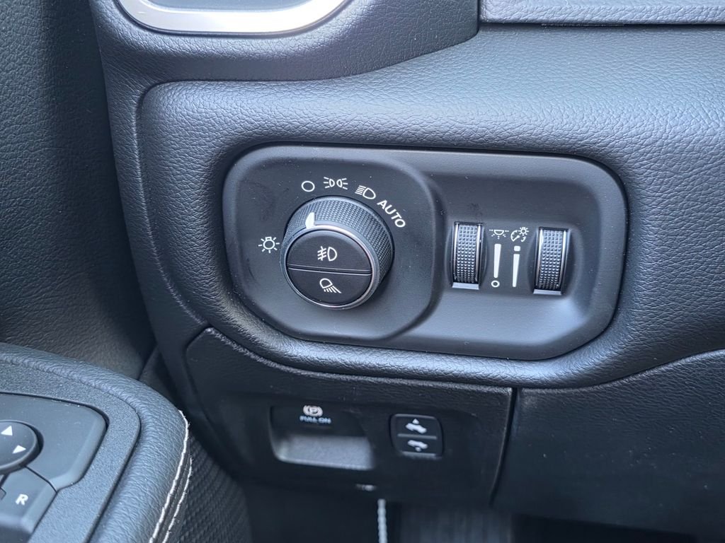 New 2026 Forged Blue Metallic Exterior Paint RAM Laramie image 18
