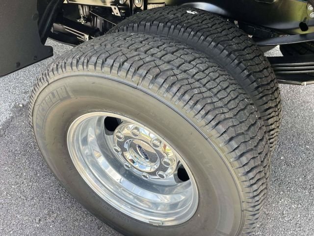 New 2026 Agate Black Metallic Ford XL image 13