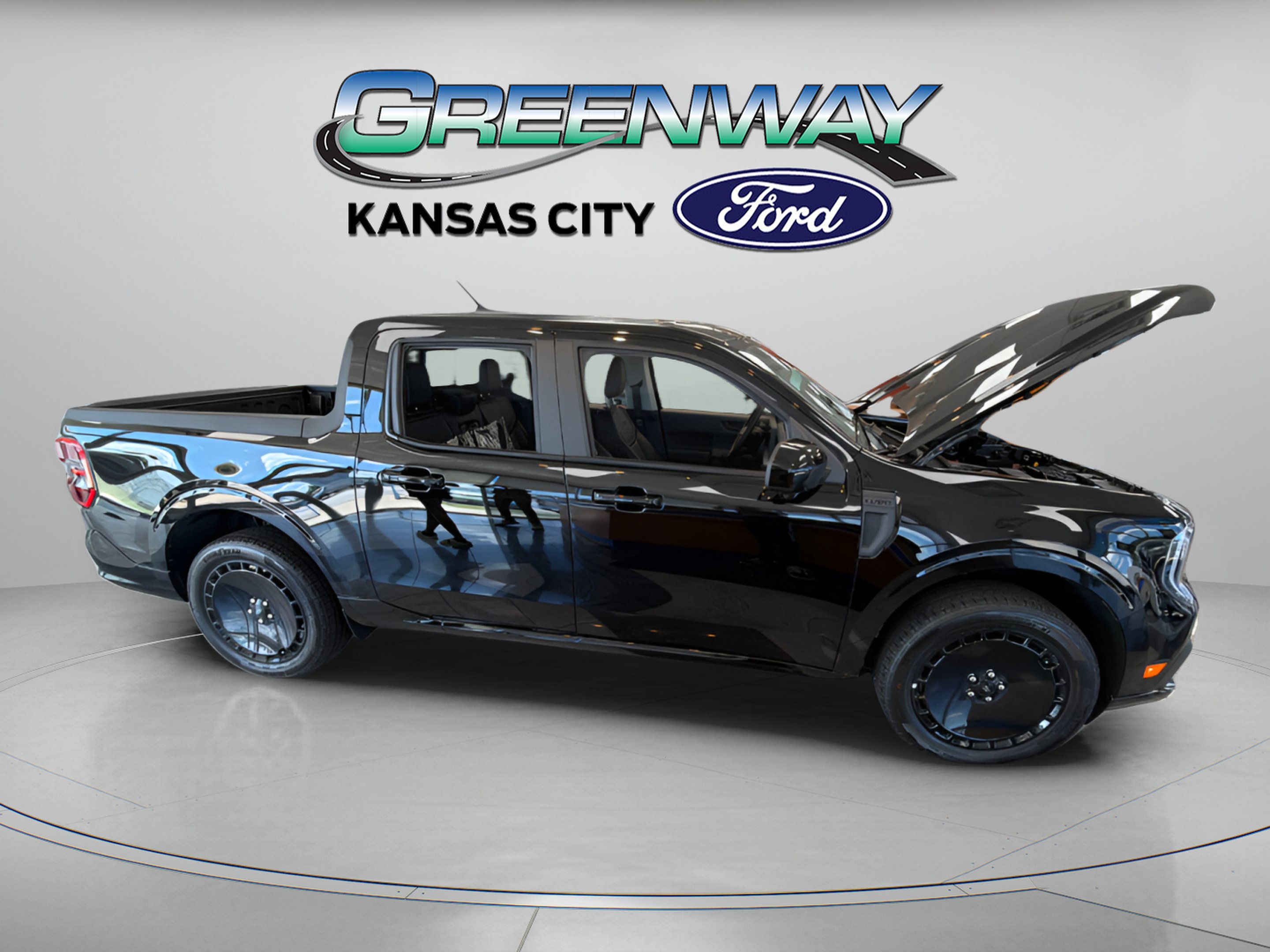 New 2026 Shadow Black Ford Maverick Lobo™ image 4