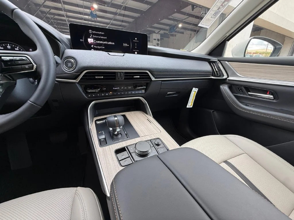 New 2026 White Mazda 3.3 Turbo Preferred image 15