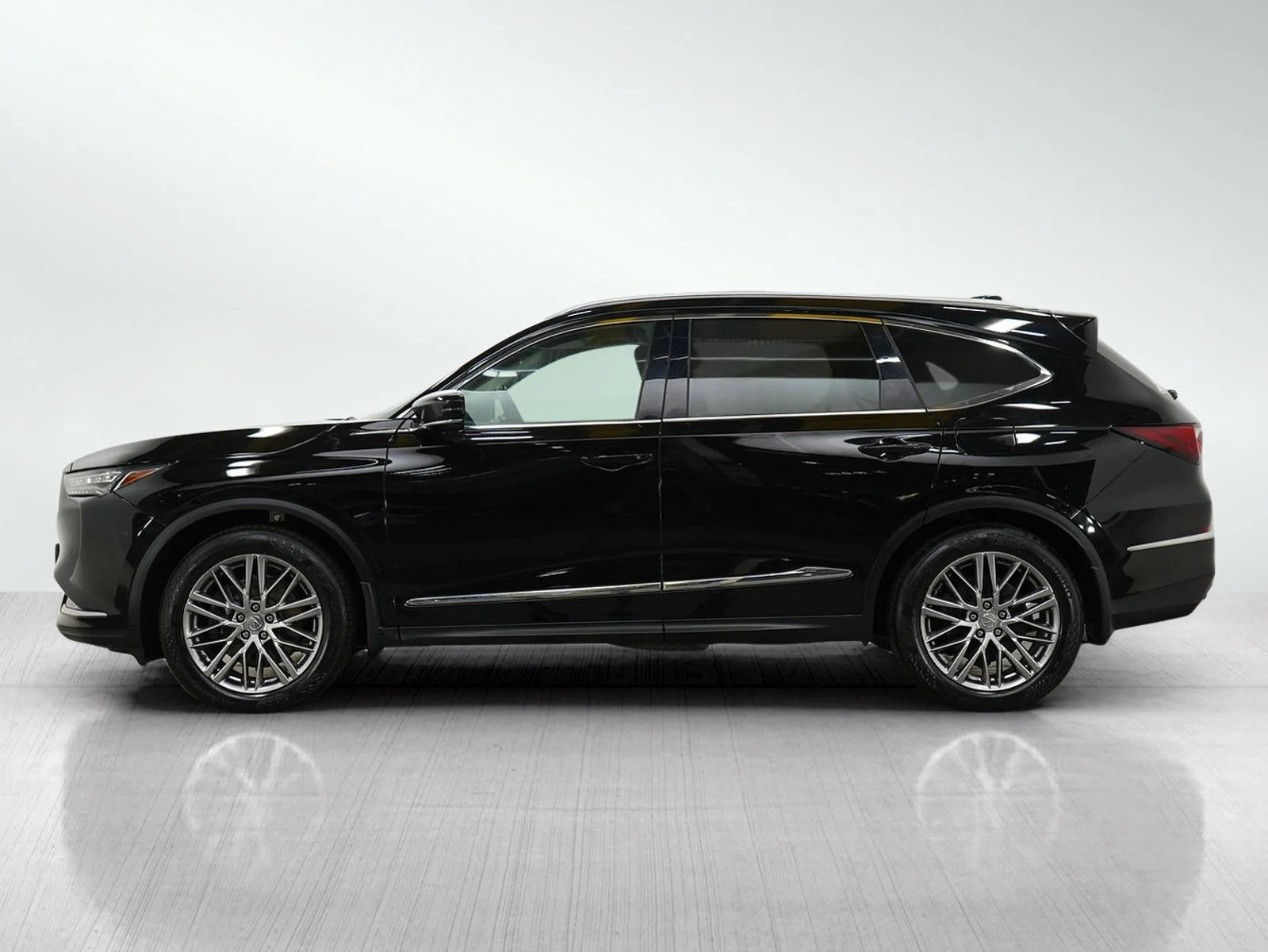 Used 2022 Acura MDX Platinum Elite with VIN 5J8YE1H8XNL801658 for sale in Burnsville, Minnesota
