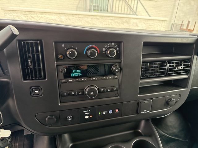 2025 Chevrolet Express Cargo Work Van - Photo 16