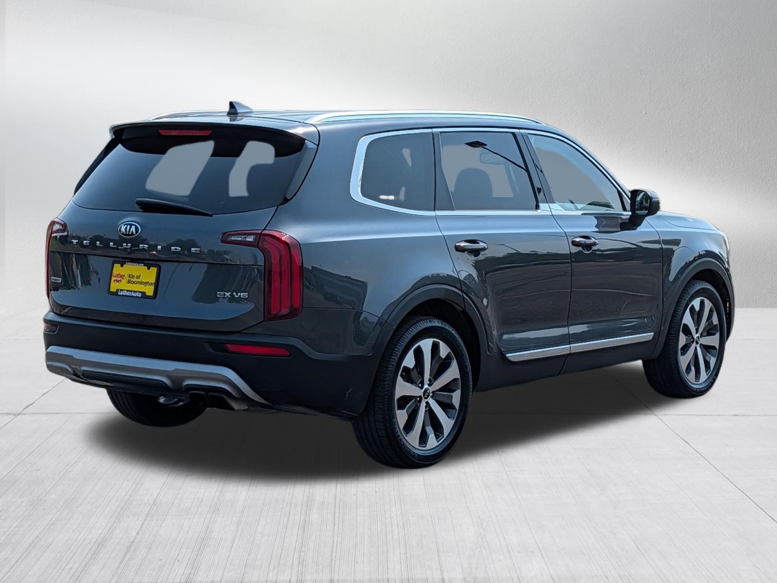 Used 2021 Gravity Grey Kia EX image 7