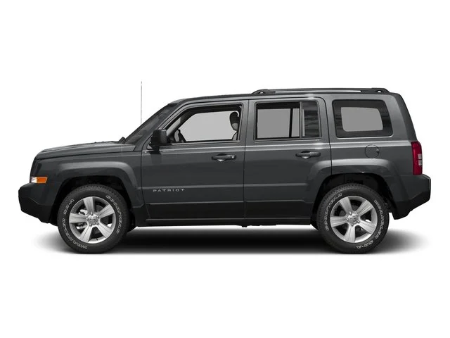 Used 2017 Granite Crystal Metallic Clearcoat Jeep Sport image 3