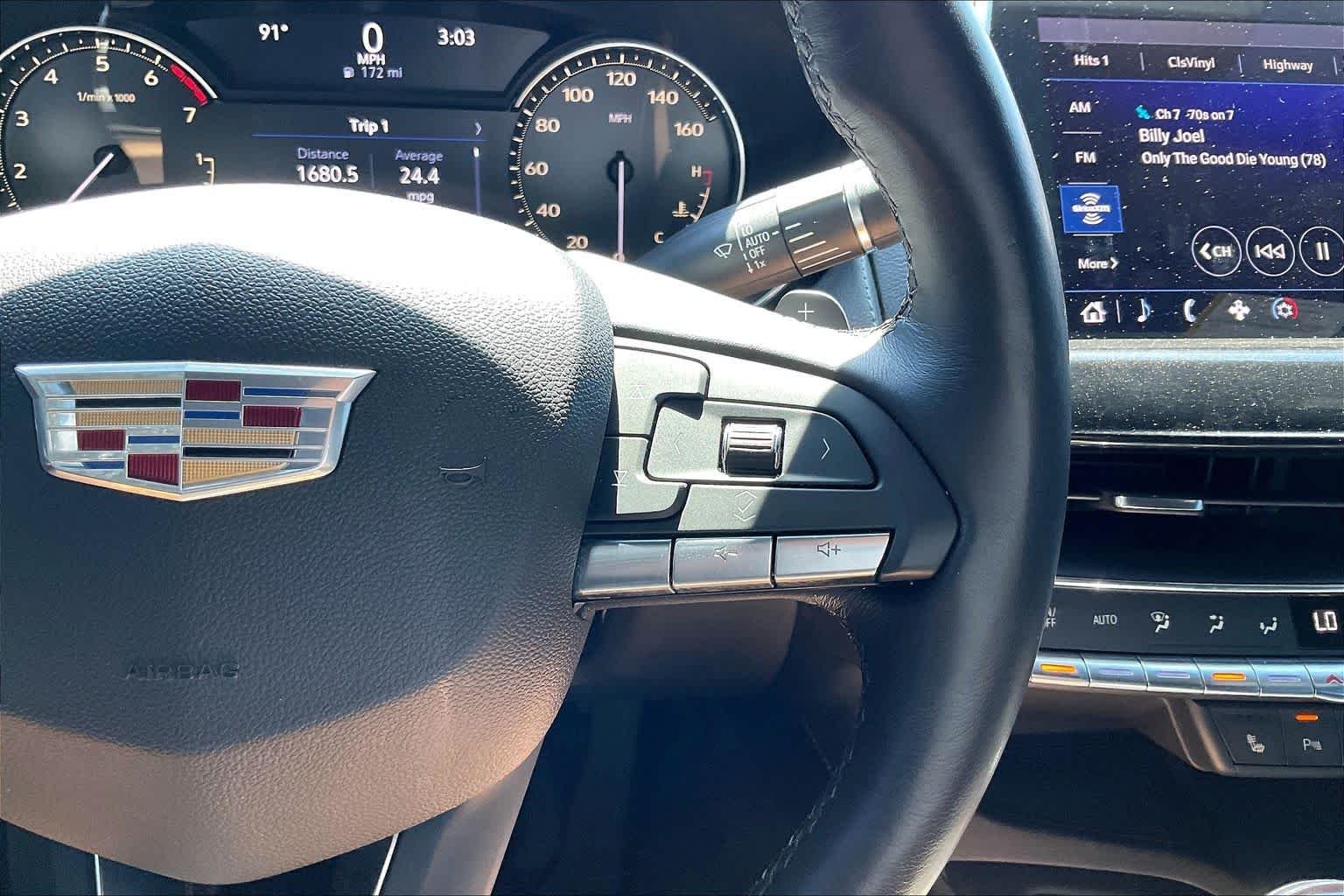 Used 2023 CRYSTAL WHITE TRICOAT Cadillac Luxury image 37