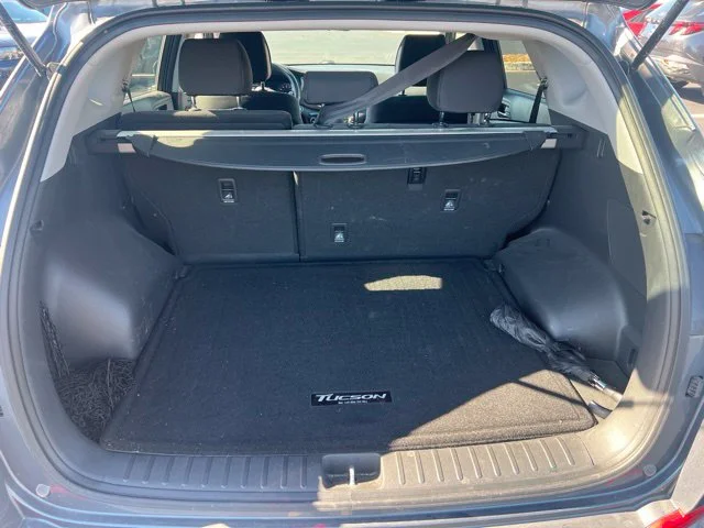 Used 2018 Gray Hyundai Sport image 14