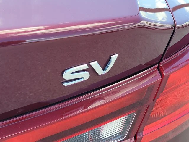 Used 2017 Red Nissan 3.5 SV image 10