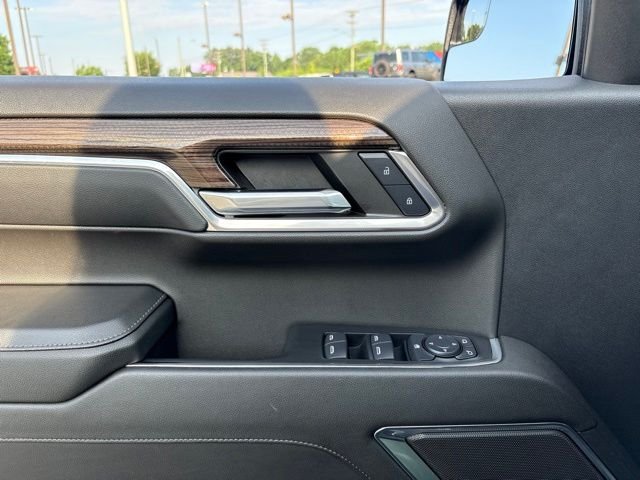 Used 2024 Black Chevrolet LT image 12