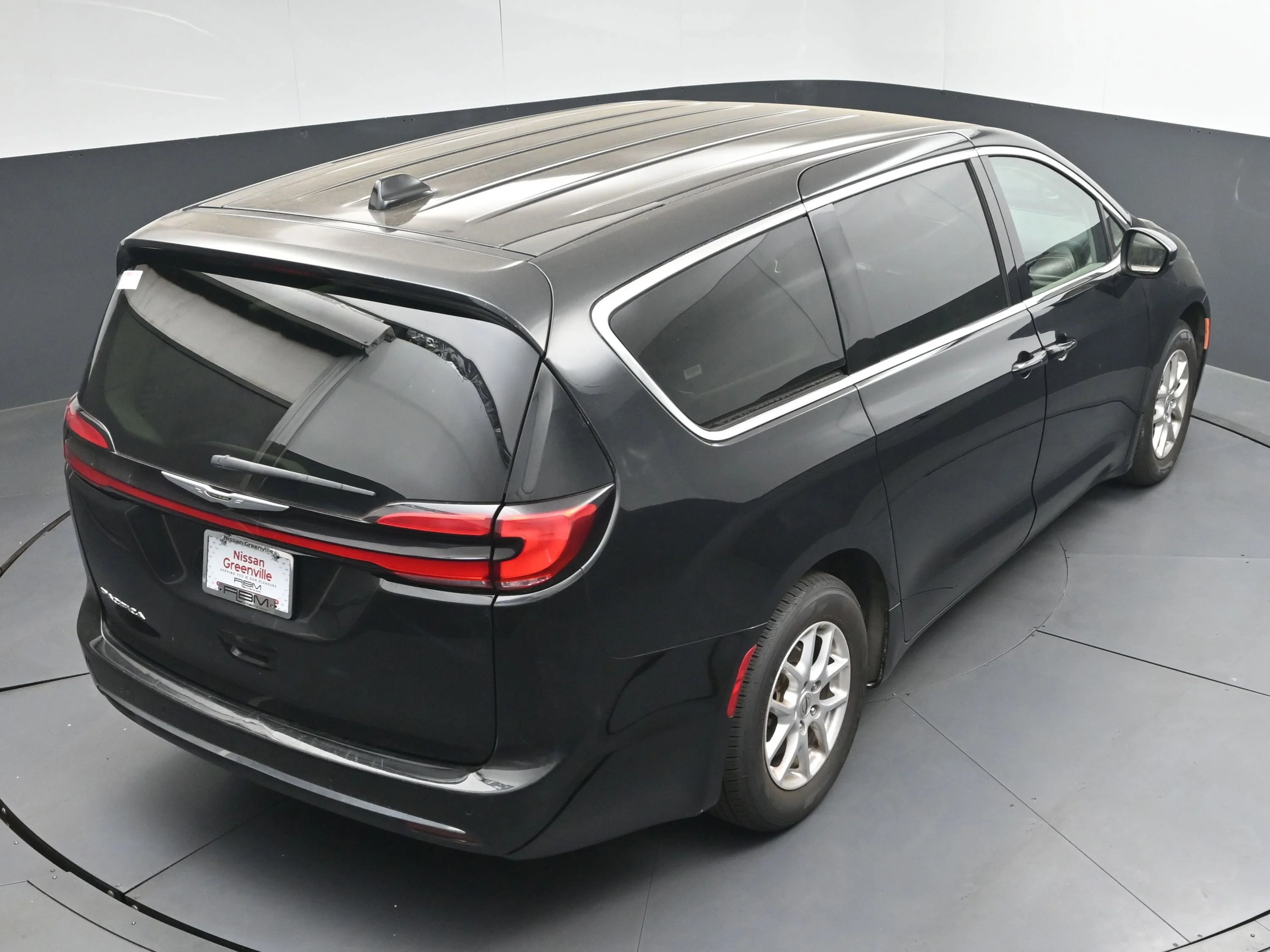 2023 Chrysler Pacifica Touring L - Photo 36