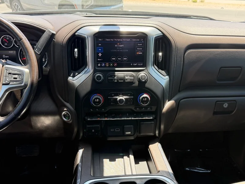 Used 2019 SHADOW GRAY METALLIC Chevrolet LTZ image 13