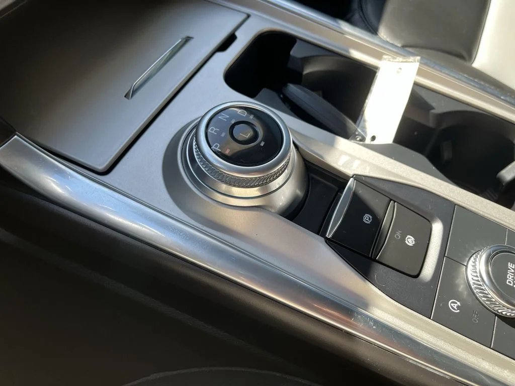 Used 2023 Silver Ford XLT image 20