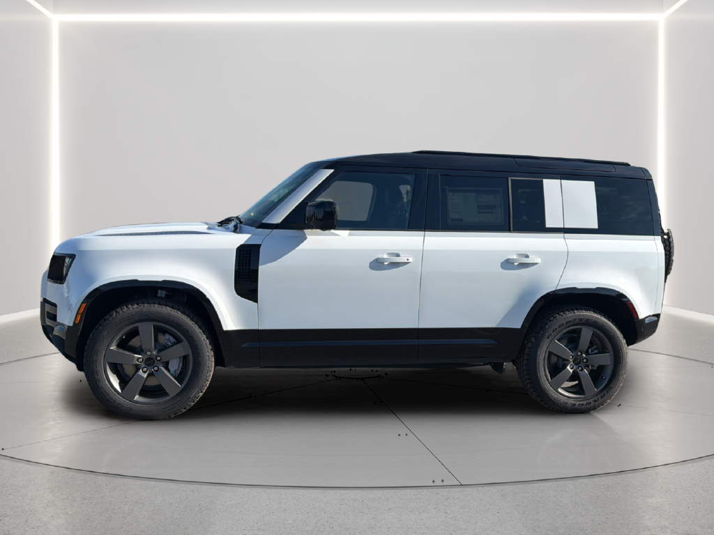 New 2026 Fuji White Land Rover X-Dynamic SE image 13