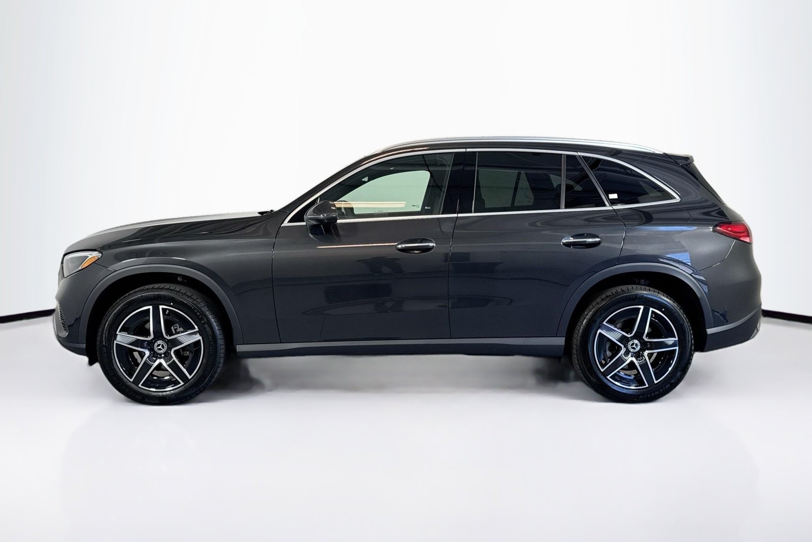New 2026 Graphite Grey Metallic Mercedes-Benz GLC 300 image 8