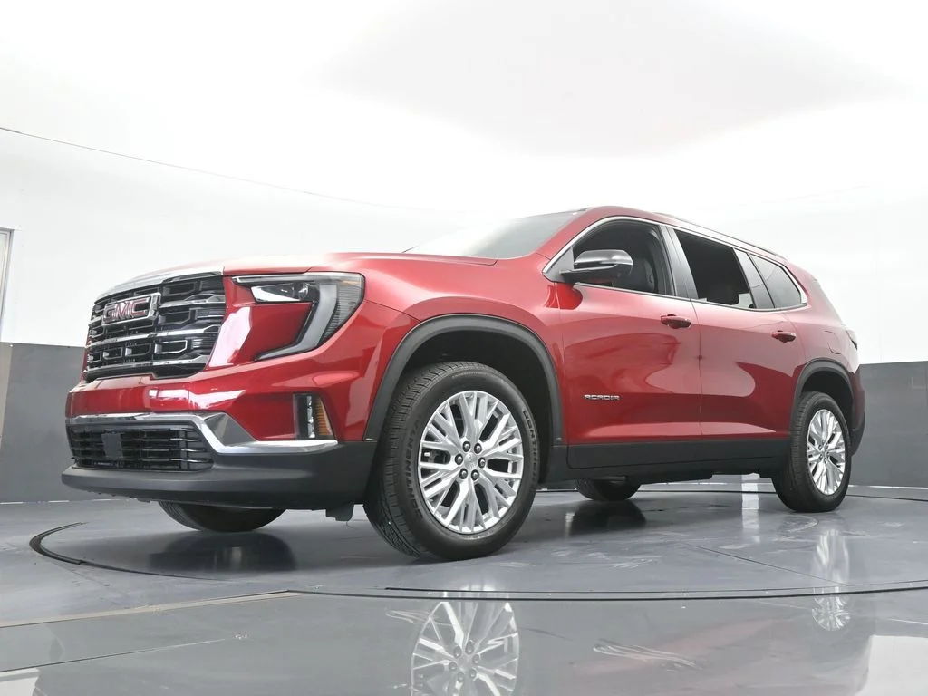 Used 2024 Volcanic Red Tintcoat GMC Elevation image 63