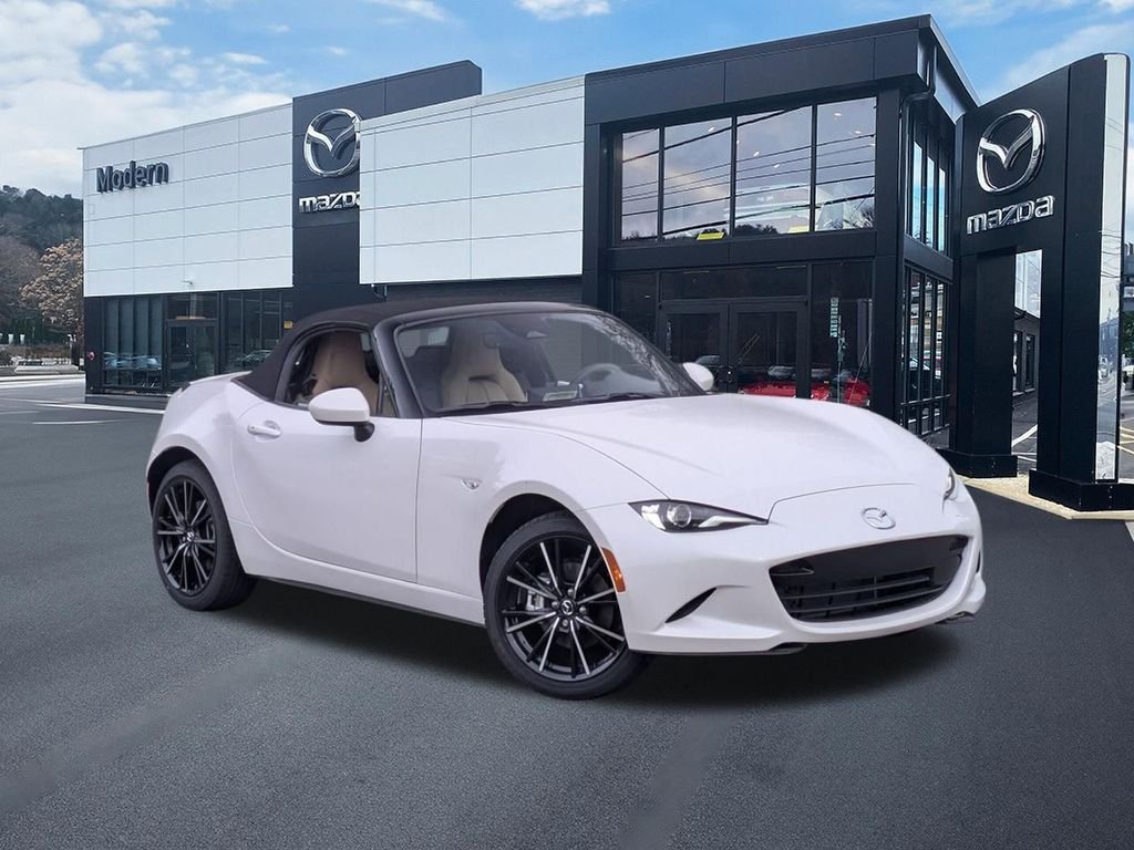 2026 Mazda MX-5 Miata Grand Touring Auto's photo