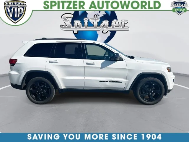 Used 2020 White Jeep Laredo image 11
