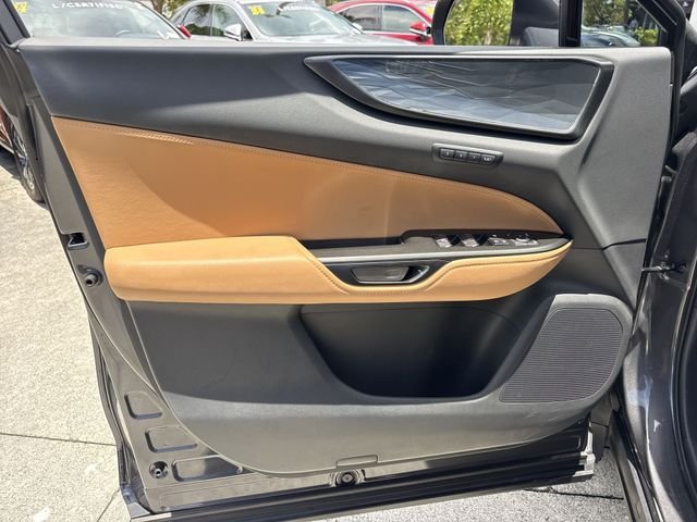 2025 Lexus NX 250 - Photo 13