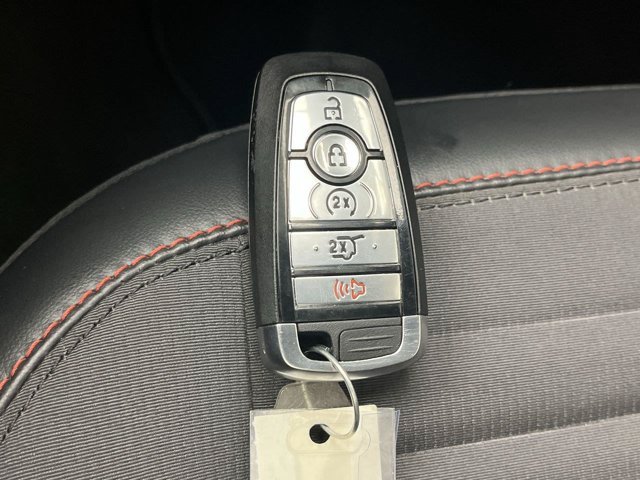 Used 2026 Space White Metallic Ford ST-Line image 30