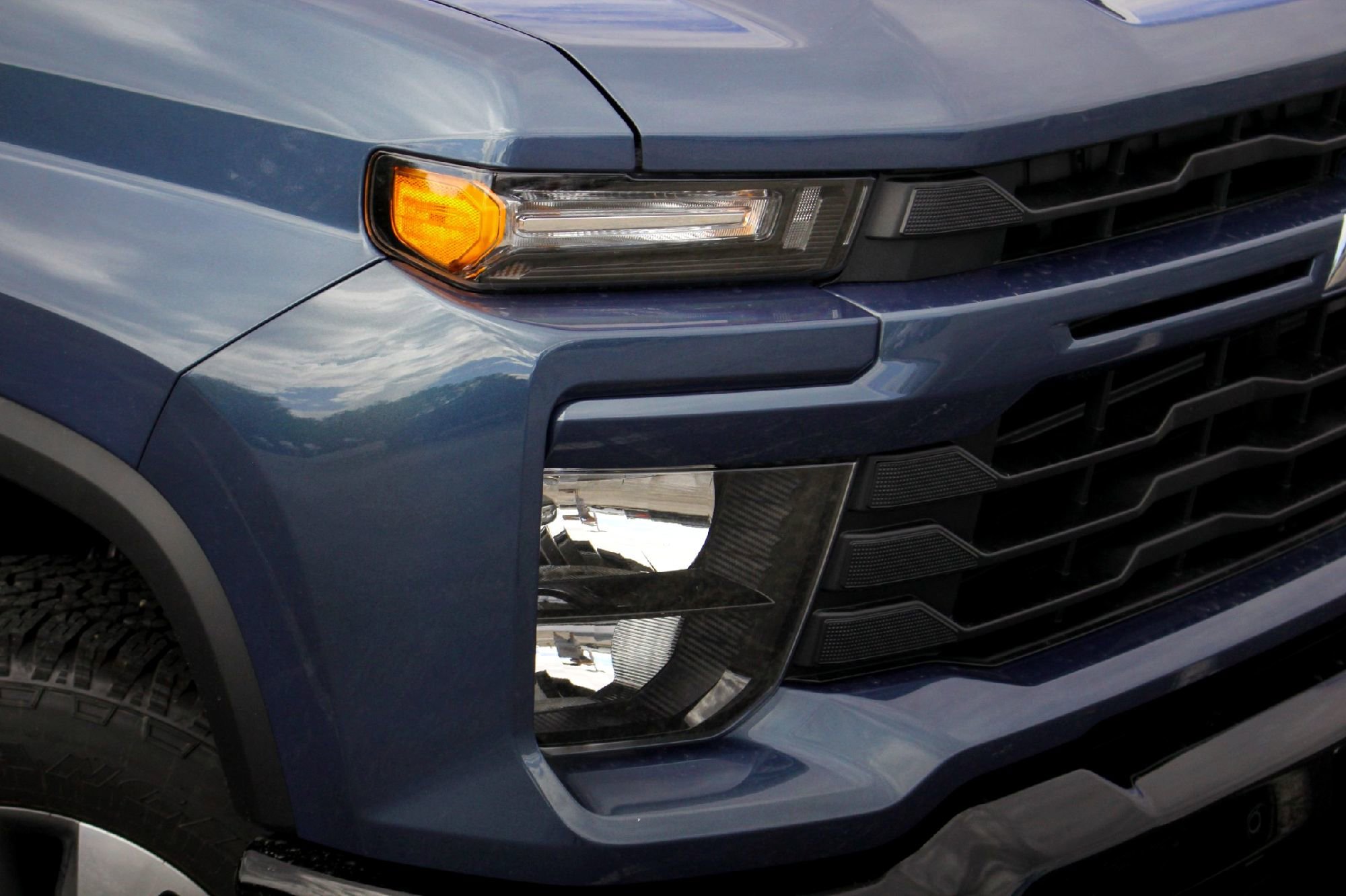 2026 Chevrolet Silverado 2500 HD Custom - Photo 2