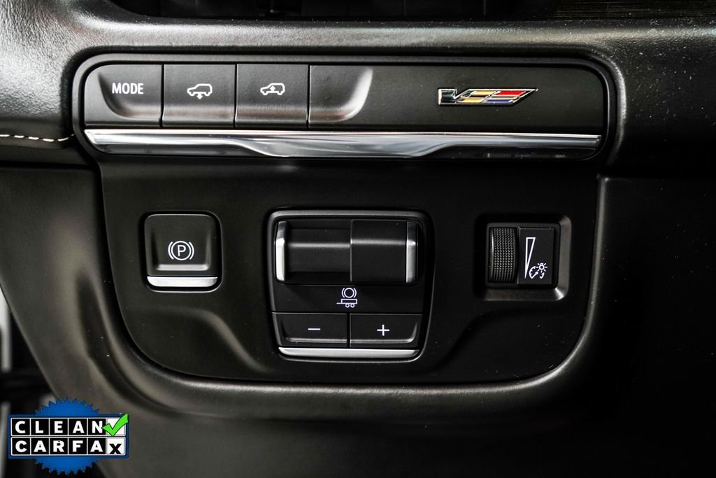 Used 2023 White Cadillac V-Series image 39