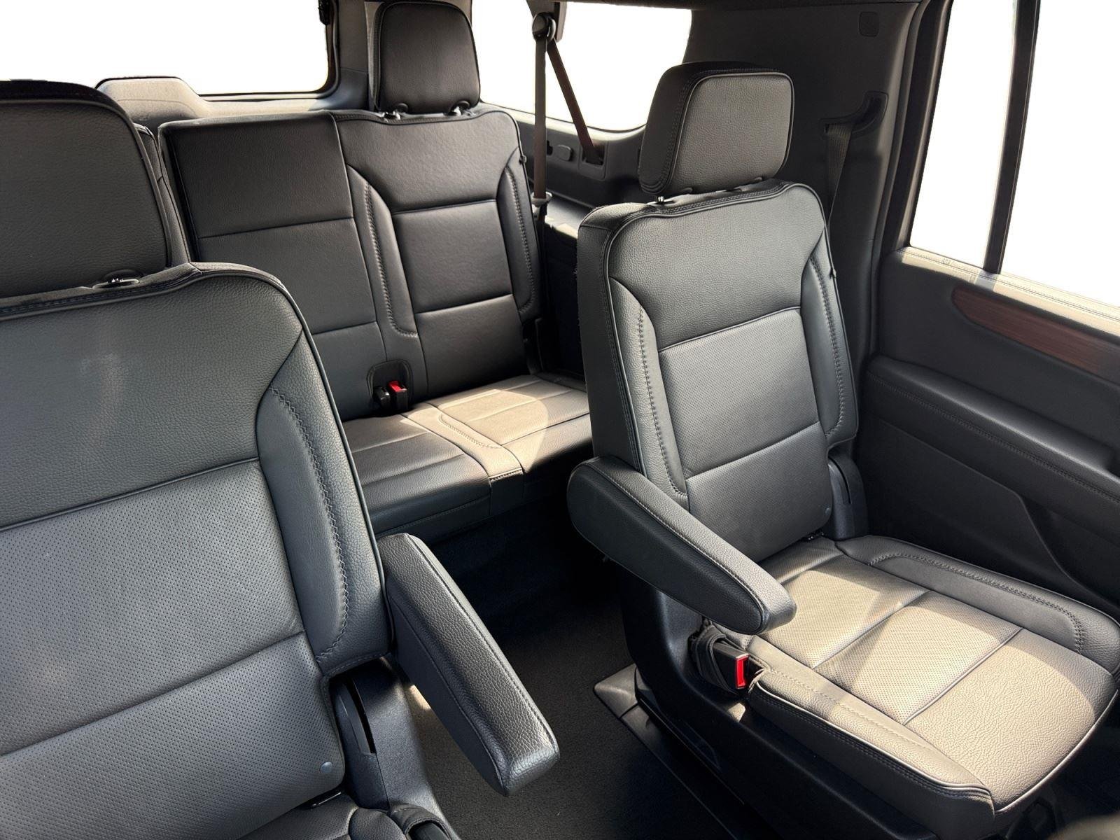 Used 2025 Sterling Metallic GMC Denali image 15
