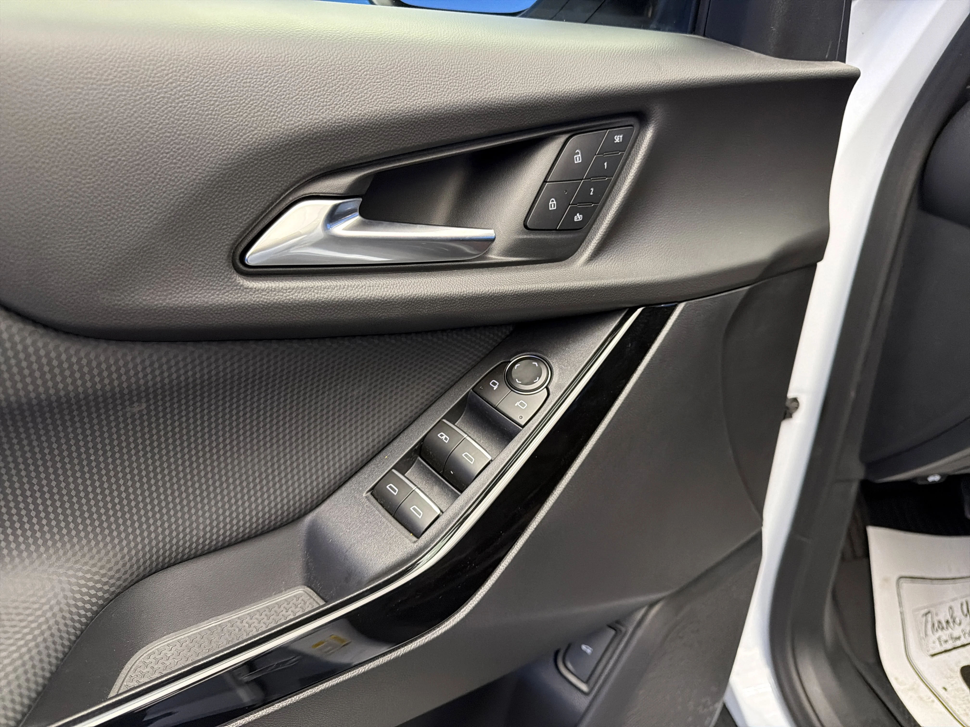2026 Chevrolet Equinox RS - Photo 11