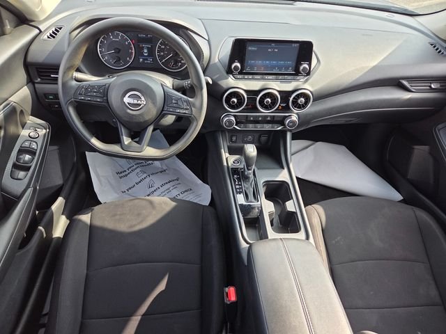 Used 2025 Gray Nissan S image 8