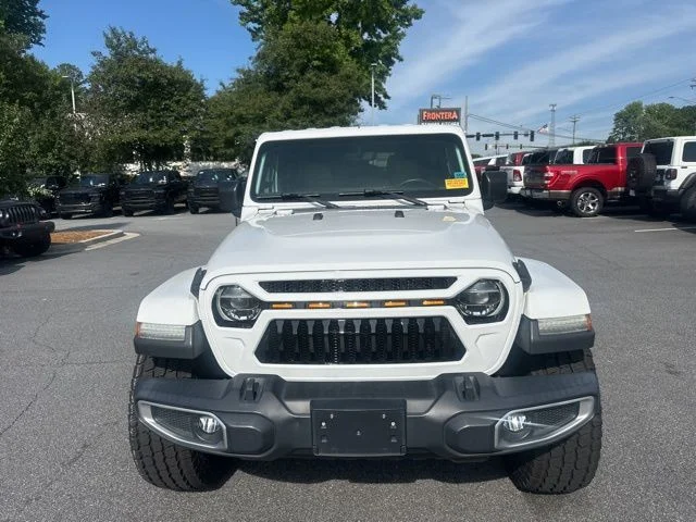 Used 2018 White Jeep Unlimited Sahara image 8